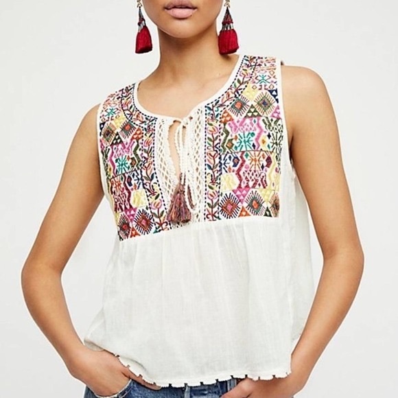 Free People Tops - FREE PEOPLE Lohri Embroidery Tassel Top